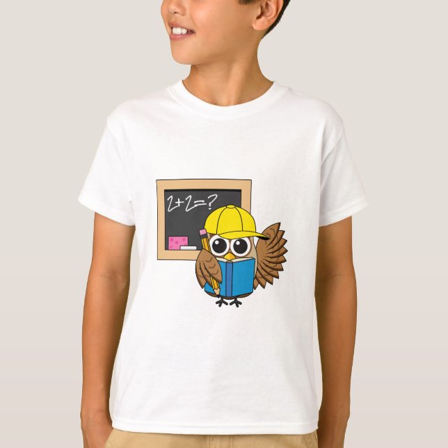Tecknaden Cute School Student Uggla T Shirt (Framsida)
