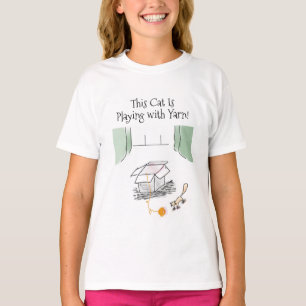 tecknaden "Den här katt är" som spelas upp med gar T Shirt