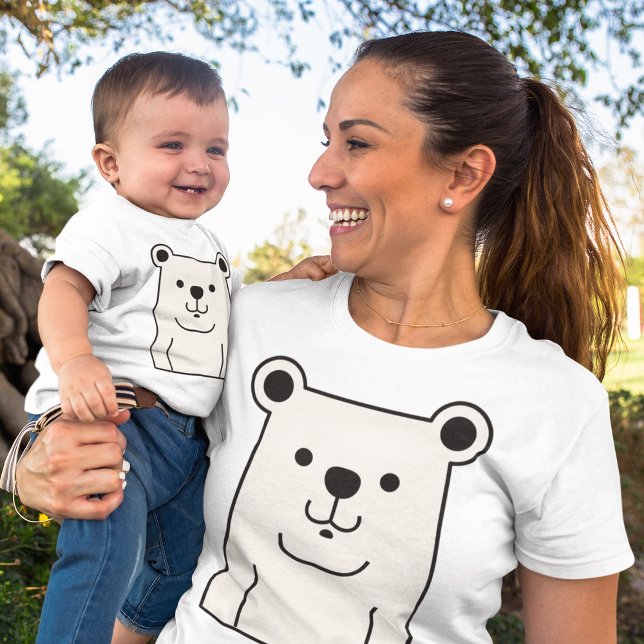Tecknadens Nalle T Shirt (Smiling mom and baby in teddy bear tshirt)