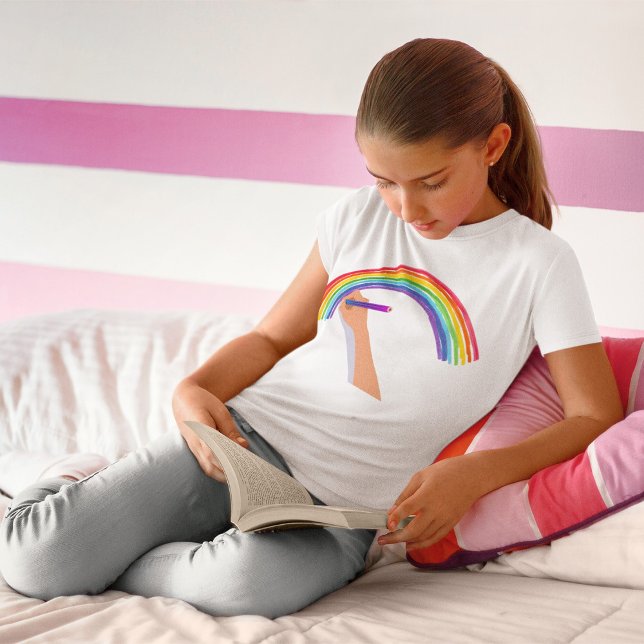 Teckning A Rainbow T Shirt (Skapare uppladdad)