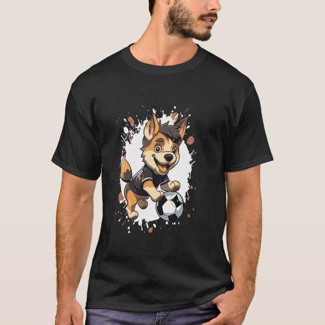 Teckning av schäfer som spelar fotboll t shirt (Framsida)