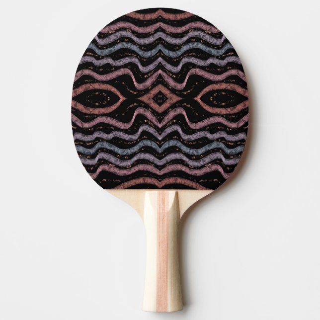 Teckning med mönster av huggormshud i mjuka pastel pingisracket (Framsidan)