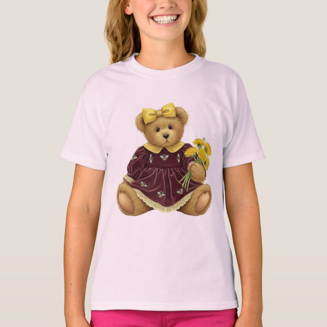 Teddy i en Burgundy Velvet-säng med Dandelions T Shirt (Framsida)