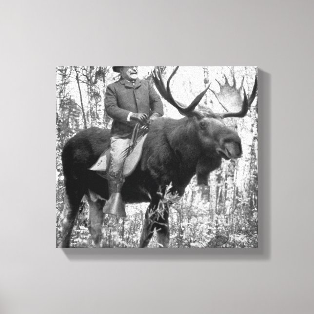 Teddy Roosevelt Riding A Bull Moose Canvastryck (Framsida)