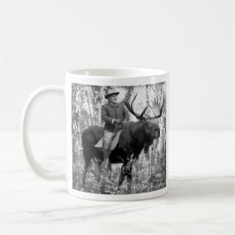 Teddy Roosevelt som rider en tjurälg Kaffemugg