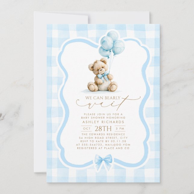 Teddybjörn Elegant Pastellblå Gingham Bebisdopp Inbjudningar (Framsida)