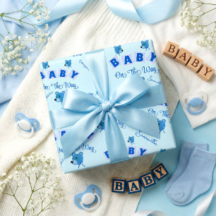 Teddybjörn med blå text baby shower presentpapper