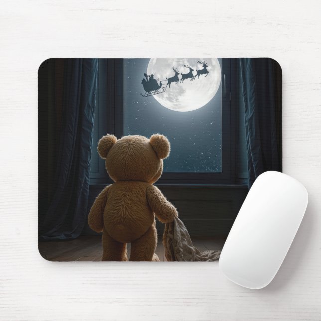 Teddybjörn som tittar på Tomte Klaus Musmatta (Med mus)