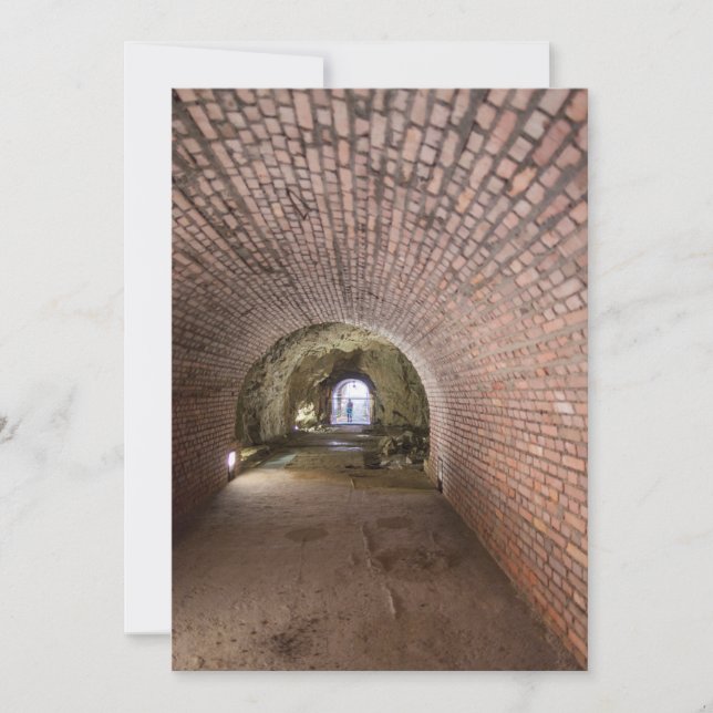Tegel Tunnel I En Militärbunker Tack Kort (Framsida)