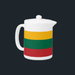 Tekanna med flagga Litauen<br><div class="desc">Lägg till lite litauiskt pride till din tetid med den här vackert designade tekannan med Litauens flagga! Den här tekannan, som är uppgjord med precision, visar stolt den djärva gulten, grönten och det röda randen i det litauiska flagga och för med sig både stil och arv till bord. Det vibrerande...</div>
