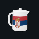 Tekanna med flagga Serbien<br><div class="desc">Lägg till ett litet serbiskt pride till din tetid med den här elegant tekannan med Serbiens flagga! Designad för både funktion och nationellt pride visar denna tekanna i snyggt det vibrerande färg och emblemet i det serbiska flagga, skapar det som ett meningsfullt och öga-fångande tillskott till alla kök- eller matsalar....</div>