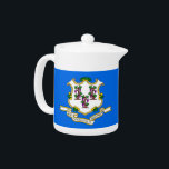 Tekannan Connecticut Statlig flagga<br><div class="desc">Öka tetiden med ett tryck på Connecticut-pridet med hjälp av vår tekanna för exklusiv med flagga Connecticut! Den här tekannan är uppgjord med stor noggrannhet, och är mer än bara ett funktionellt köksföremål. Det är firande av Connecticut's arv och pride. Elegantens utformning visar på ett framträdande sätt det ikoniska anslutningsstatememblemet,...</div>