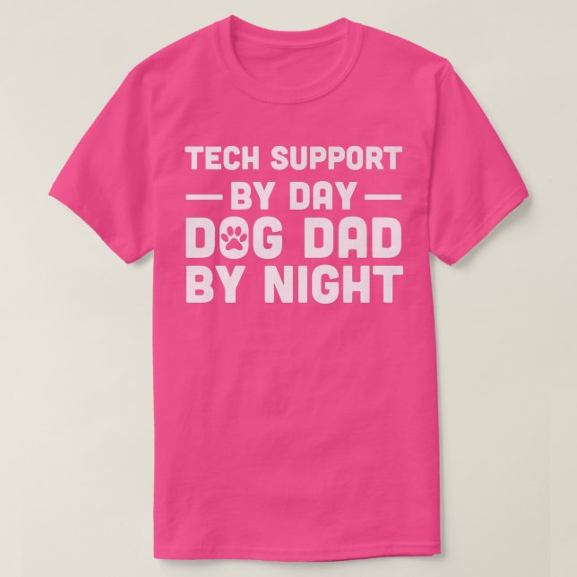 Teknisk support per dag Hund Pappa vid kvällstid11 T Shirt (Design framsida)
