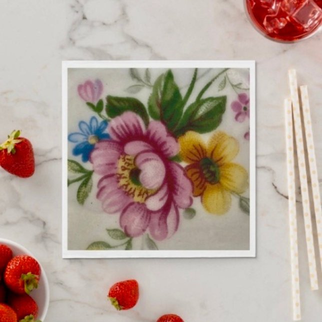 Tekopp Blommig bukett pappersservett  (Napkins - coined or standard napkin sold in quantities of 50. 
)