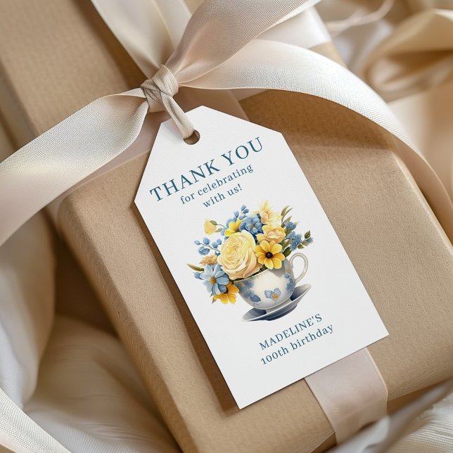 Tekopp Gult Blåa blommor 100:e födelsedag Presentetikett (Yellow and blue flowers in teacup birthday party thank you gift tag)