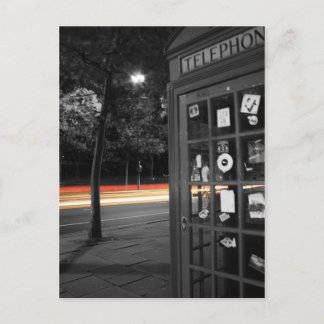 Telefonbox och spår efter ljus-kort vykort