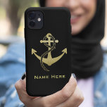 Telefonväska för Guld och Black Anpassningsbar Nau<br><div class="desc">Nautical Phone Case för guld och Black Anpassningsbar - Det här är en underbar gåva till sjömannen eller båten i ditt liv. Anpassa fodral till valfri namn. Fodral är elegant och klassi.</div>