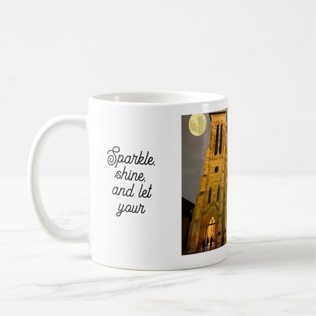Tema kyrka och jultema kaffemugg (Vänster)