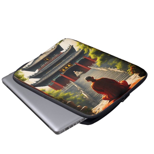 Tempelns stillhet laptop fodral (Framre botten)
