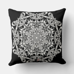 Tenacious Octa Glyph Pillow Kudde