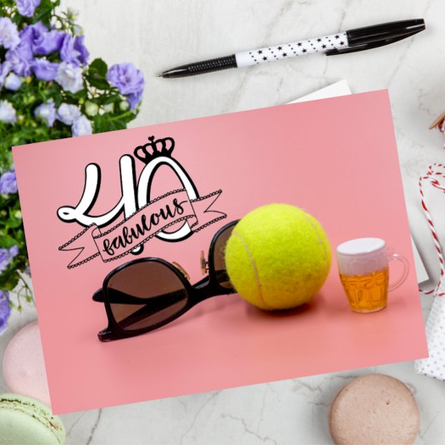 Tennis 40:e födelsedagen med boll och öl på Rosa Kort (Skapare uppladdad)