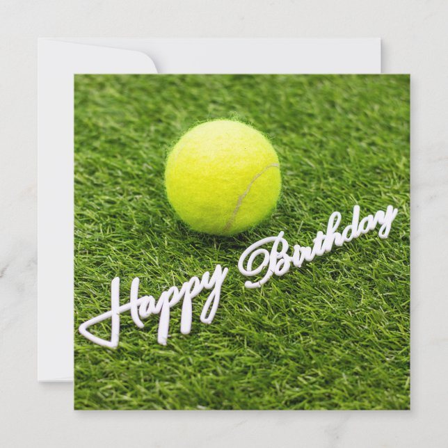 Tennis boll med grattis på födelsedagen ord på grö kort (Framsida)