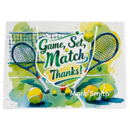 Tennis boll och racketar vid domstol med kärlek