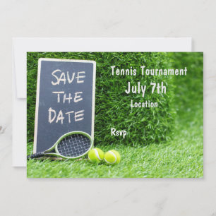 Tennis sparar datumet på kritbrädan med rackarväde inbjudningar