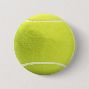 Tennisboll knäppas knapp
