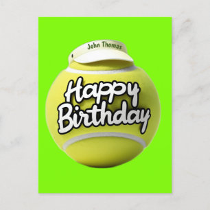 Tennisboll med glad födelsedag som bär visir vykort