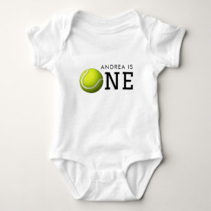 Tennisflicka eller pojke 1-årsdag En personlig T Shirt