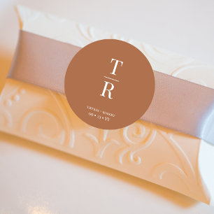 Terracotta Chic Monogrammed Wedding Favor Runt Klistermärke