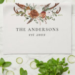 Terracotta grönt stag vattencolor blommigt elegant kökshandduk<br><div class="desc">Rustik bladserverskläder,  blommigt- och stentagningsskägerhem personaliserar bröllop-presenthandduvsaxen. Med vackra vattenfärgsblad,  vita,  burga,  rost,  terrakotta och sage grönt blommigtar,  stenar,  kommer den här moderna rosterapparaten att se klassande ut i ditt hem och underbar påminnelse om din speciella dag.</div>