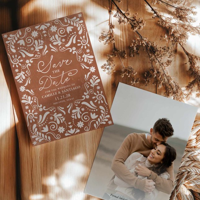 Terracotta Papel Picado Photo Spara datumet (Save the Date Terracotta Papel Picado Card)