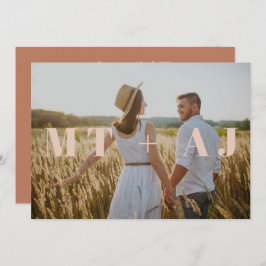 Terracotta sparar datumövertäckningsfoto för Monog