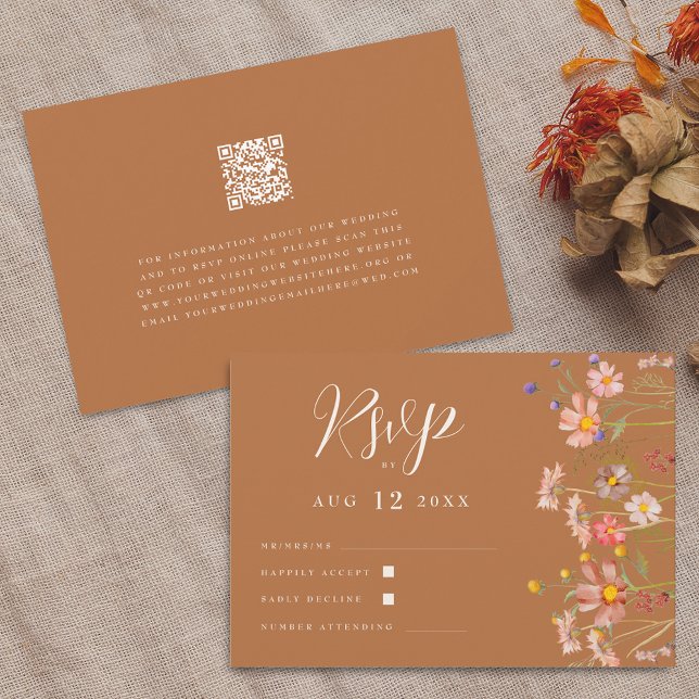Terrakotta Boho Höst Vildblomma Blommig Bröllop OSA Kort (Terracotta boho fall floral wedding rsvp with website qr code Watercolor wildflowers elegant script)