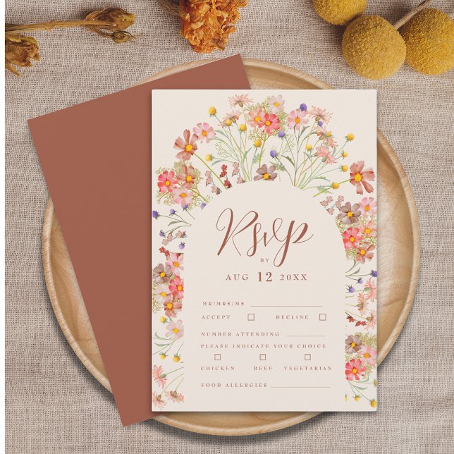Terrakotta Boho Höstbröllop OSA Kort (Boho fall wildflower rustic floral arch burgundy and ivory cream wedding rsvp card Elegant script)