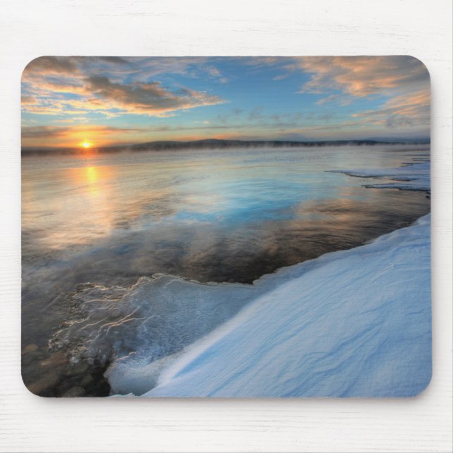 Teslin Lake efter en storm som klarnar, Yukon Musmatta (Framsidan)