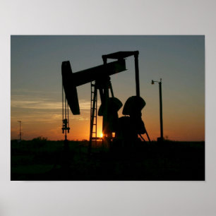 Texas Oil Pumpjack vid Sunset Poster