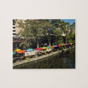 Texas, Riverwaldo, dining on River's kant Pussel