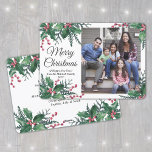 Text 1 Fotojul Holly & Berries Foliage Julkort<br><div class="desc">Skicka snyggt glatt hälsning och ett bild med ett helgdag-fotokollage-kort för anpassningsbar. All text på den här mallen är enkel att anpassa för att inkludera alla formuleringar, t.ex. God jul, Glad helg, Säsonhälsningar, nyårschecknare osv. (IMAGE PLACEMENT TIP: Ett enkelt sätt att centrera ett foto exakt som du vill är att...</div>