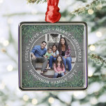 Text 1 Photo Peace Kärlek Joy Rustic Faux Wood Julgransprydnad Metall<br><div class="desc">Gratulera till helgdagarnas enkla joys med en anpassningsbar fotofaux wood round metall ornament. Bild och all text i den här mallen är enkla att anpassa. (IMAGE & TEXT DESIGN TIPS: 1) Lägg till blanksteg i början eller slutet om du vill justera skrivläget. 2) Om du vill centrera fotot exakt så...</div>
