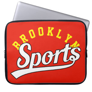 Textdesign: SPORTS vit + egen text och egna idéer Laptop Fodral