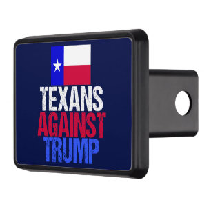 Texter mot trumpblått dragkroksskydd