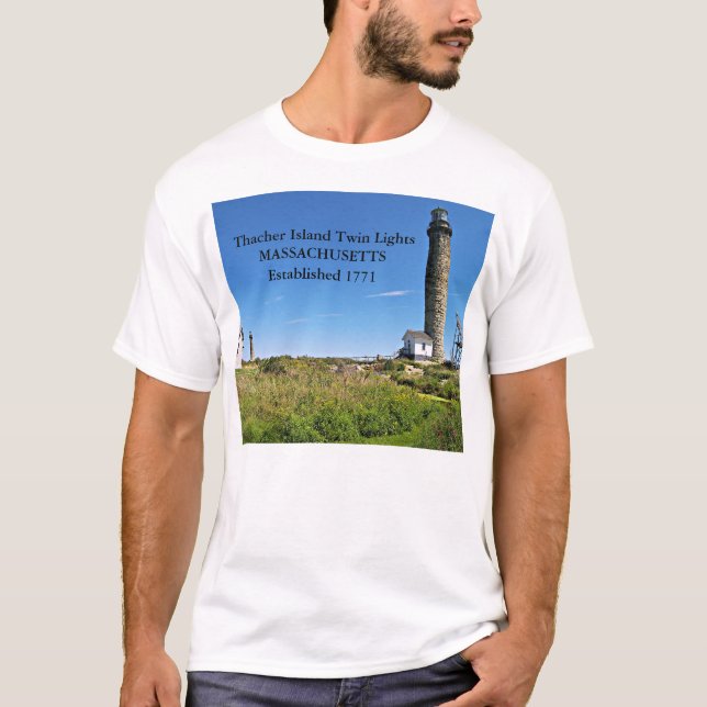 Thacher Island Twin Ljus, Massachusetts T-Shirt (Framsida)