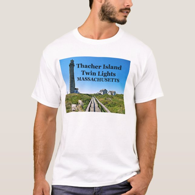 Thacher Island Twin Ljus, Massachusetts T-Shirt (Framsida)