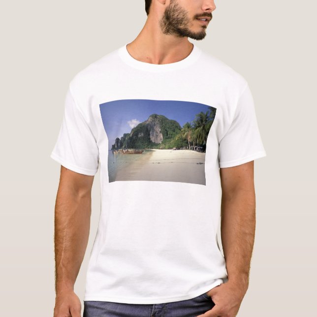 Thailand, Andaman Sea, Ko Phi Phi Island, Beach Tee Shirt (Framsida)