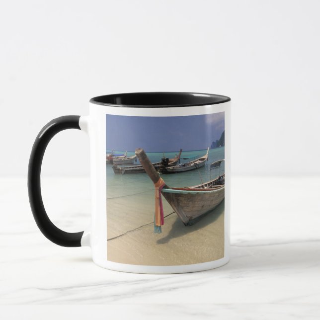 Thailand, Andamanska havet, Ko Phi Phi-ön, Mugg (Vänster)