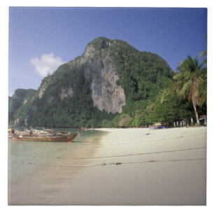 Thailand, Andamanska havet, Ko Phi Phi-ön, Strand Kakelplatta