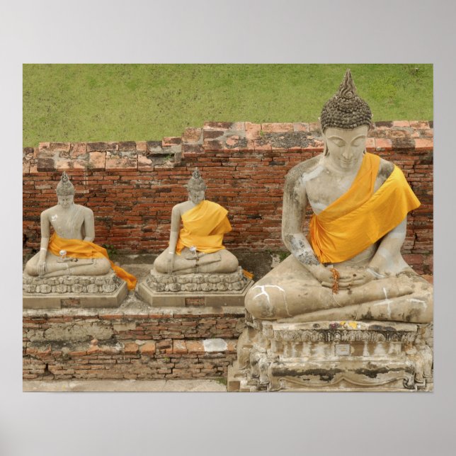 Thailand, Ayutthaya. Statyer för sitta budget Poster (Framsidan)